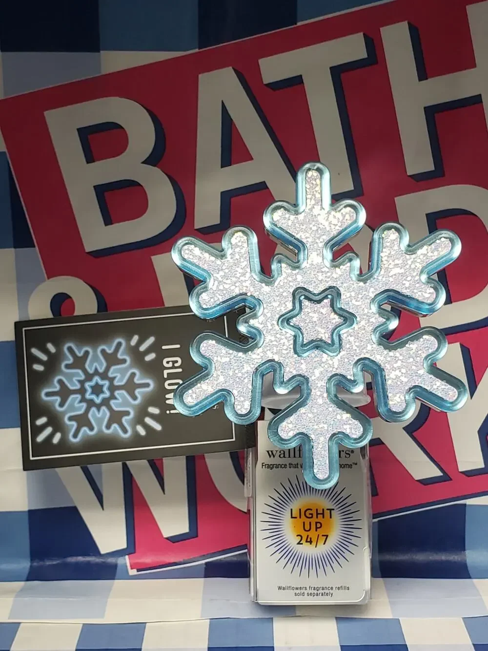 BBW Neon Glow Snowflake Night Light Wallflower Fragrance Plug In Home Decor